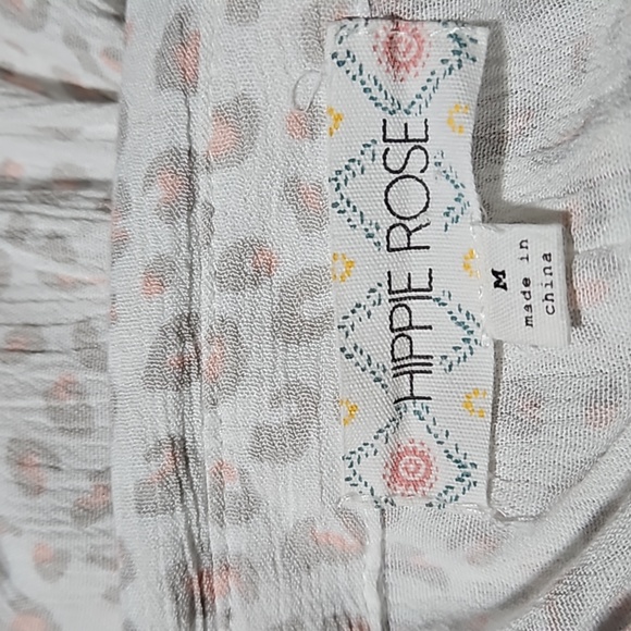 Hippie Rose Tops - Hippie Rose Long Sleeve Cheetah Print  Button Down Size Medium